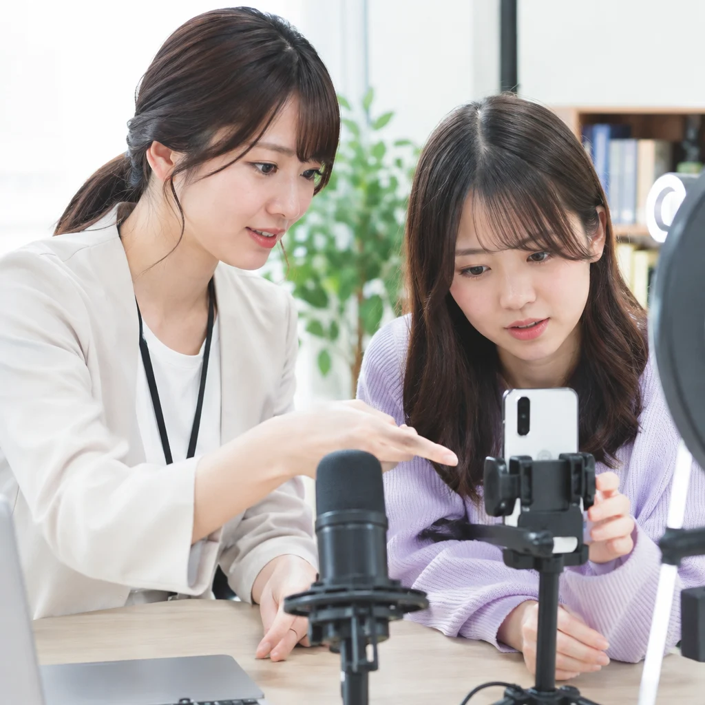 ライバーって結局なに？配信者との違いと始め方｜ライバーって結局なに？｜banri